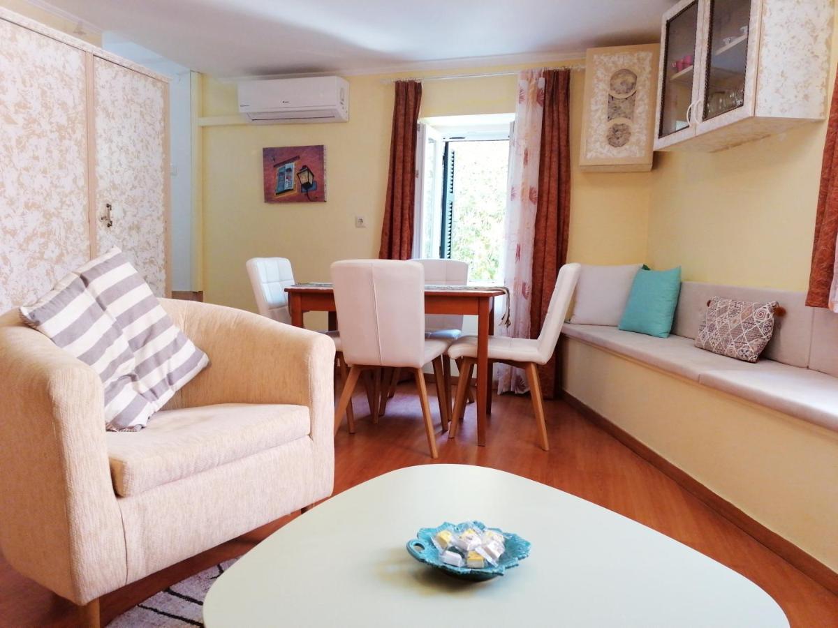 Venetian Well Cozy Apartment Corfu Old Town Dış mekan fotoğraf