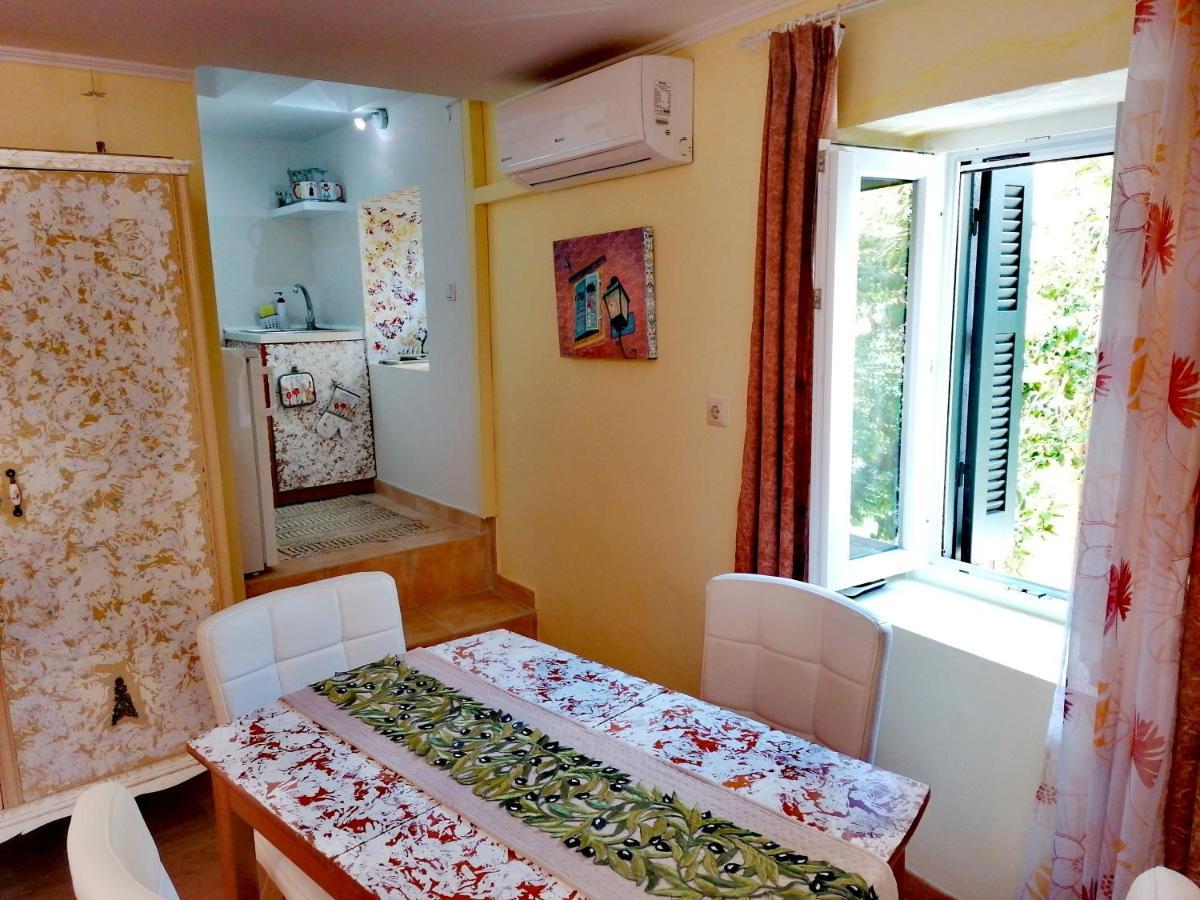 Venetian Well Cozy Apartment Corfu Old Town Dış mekan fotoğraf