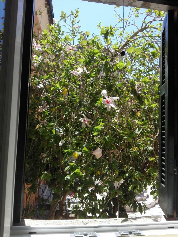 Venetian Well Cozy Apartment Corfu Old Town Dış mekan fotoğraf